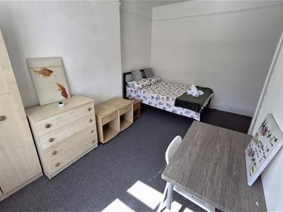 Picture 12